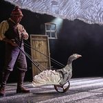 Goose (puppeteer Thomas Goodridge)